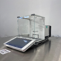 Mettler Toledo XPR226 Delta Range Micro Balances image 1